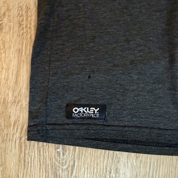 Oakley Factory Pilot Raglan T-Shirt Gray Black Size S Athletic Graphic - Picture 3 of 6